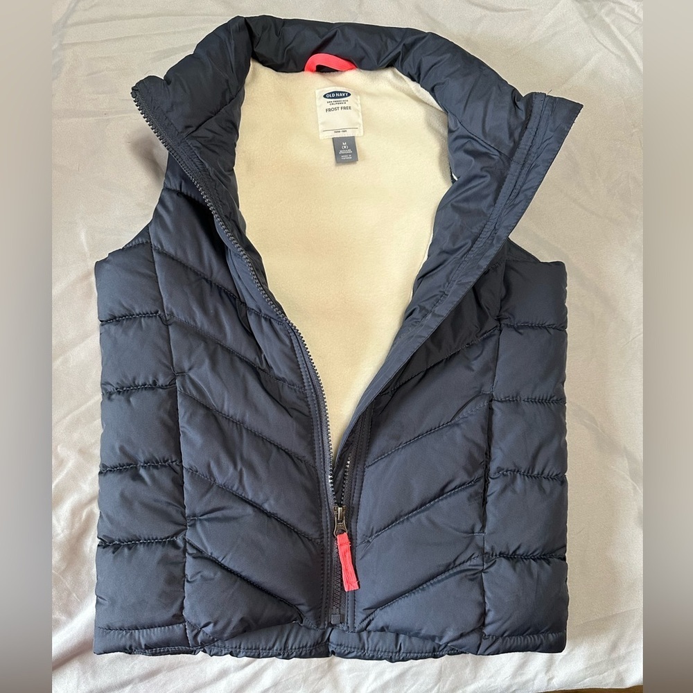 Old Navy Frost Free Vest Jacket - Picture 3 of 4